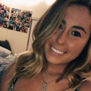 Meet your Posher, Julianna